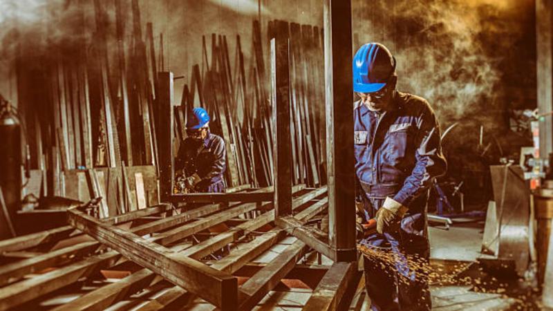 Serralheria industrial como impulsionadora de eficiência e segurança em projetos